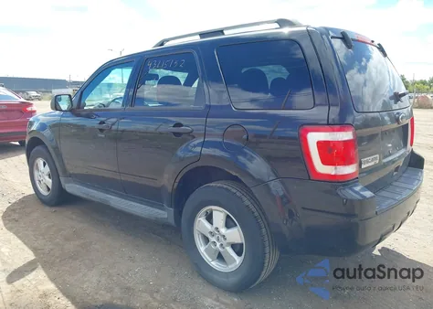 2010 Ford Escape Xlt from USA, damaged, VIN 1FMCU0D7XAKA32206